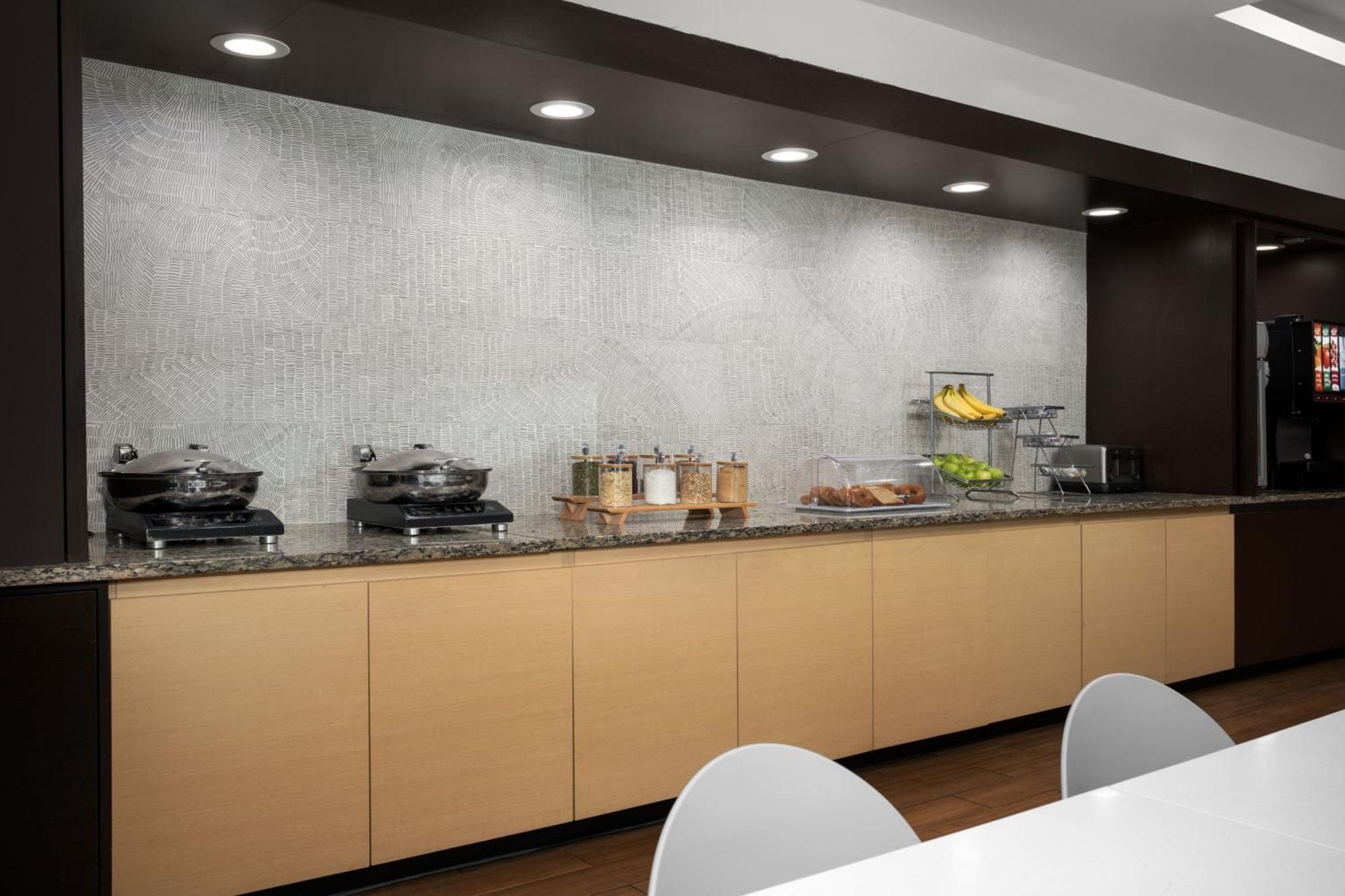 Towneplace Suites By Marriott Gainesville Northwest Esterno foto